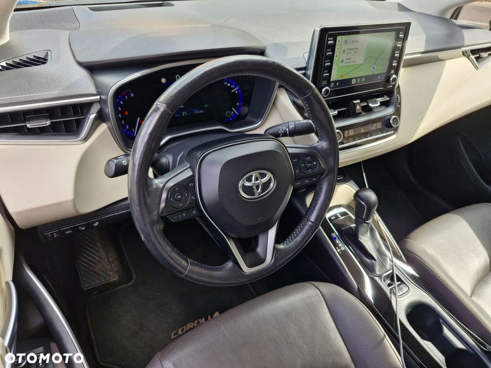 Toyota Corolla 1.6 Executive MS - 6