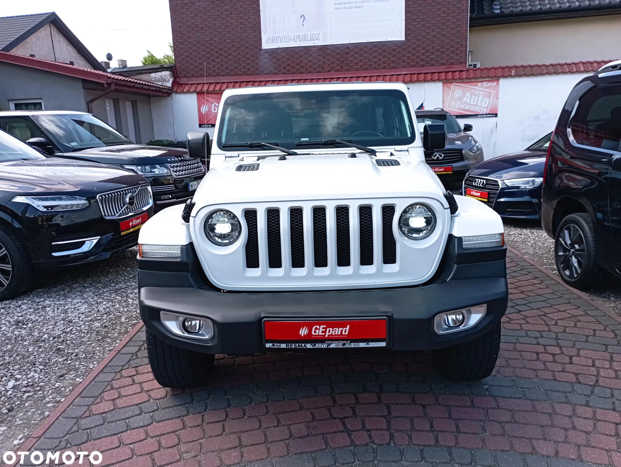 Jeep Wrangler - 2