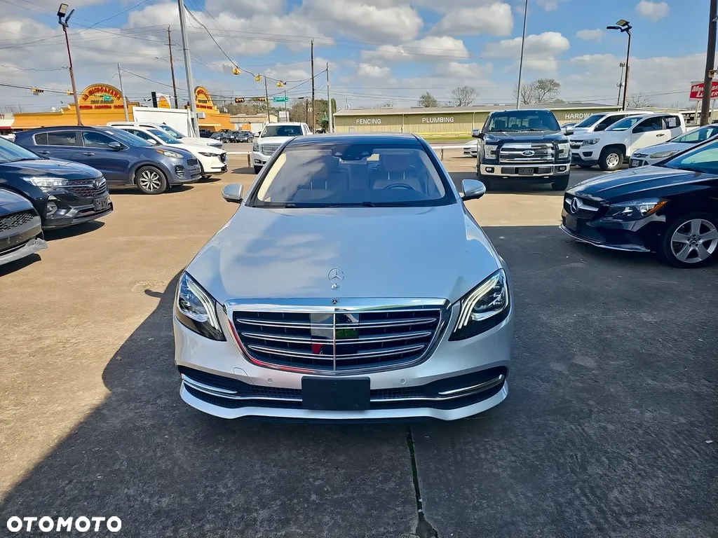 Mercedes-Benz Klasa S 560 4-Matic L 9G-TRONIC - 2