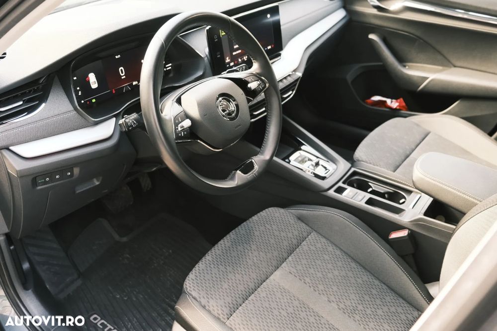 Skoda Octavia 2.0 TDI DSG Style - 7