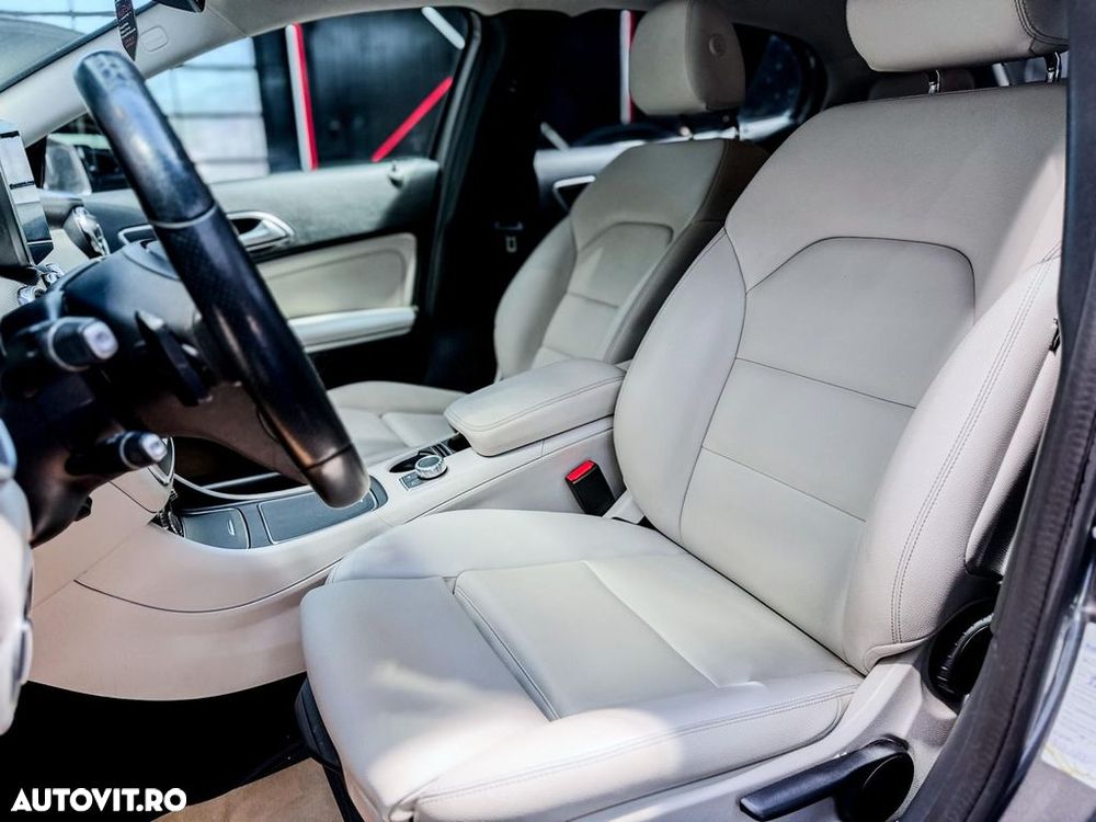 Mercedes-Benz GLA 200 d 4MATIC 7G-DCT Urban - 8