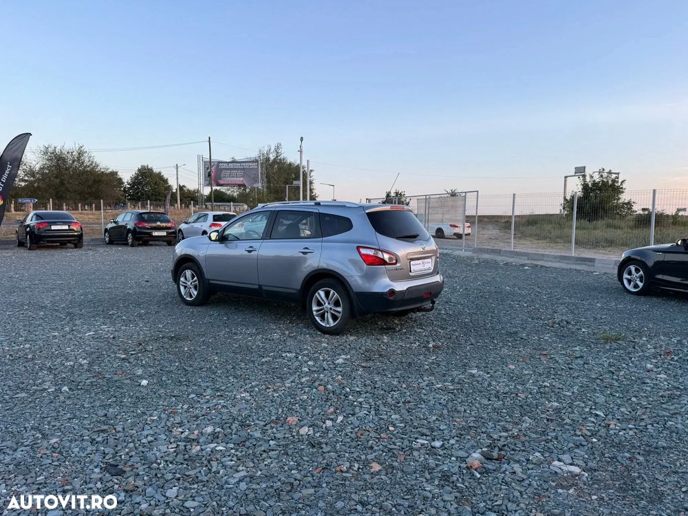 Nissan Qashqai+2 - 6