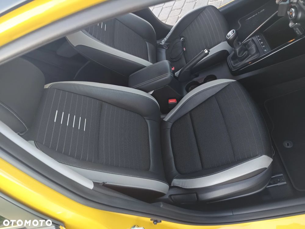 Kia Stonic 1.4 L - 22
