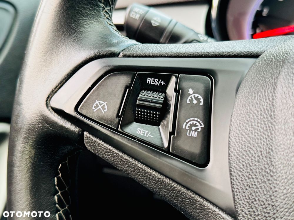 Opel Astra 1.4 Turbo Innovation - 14