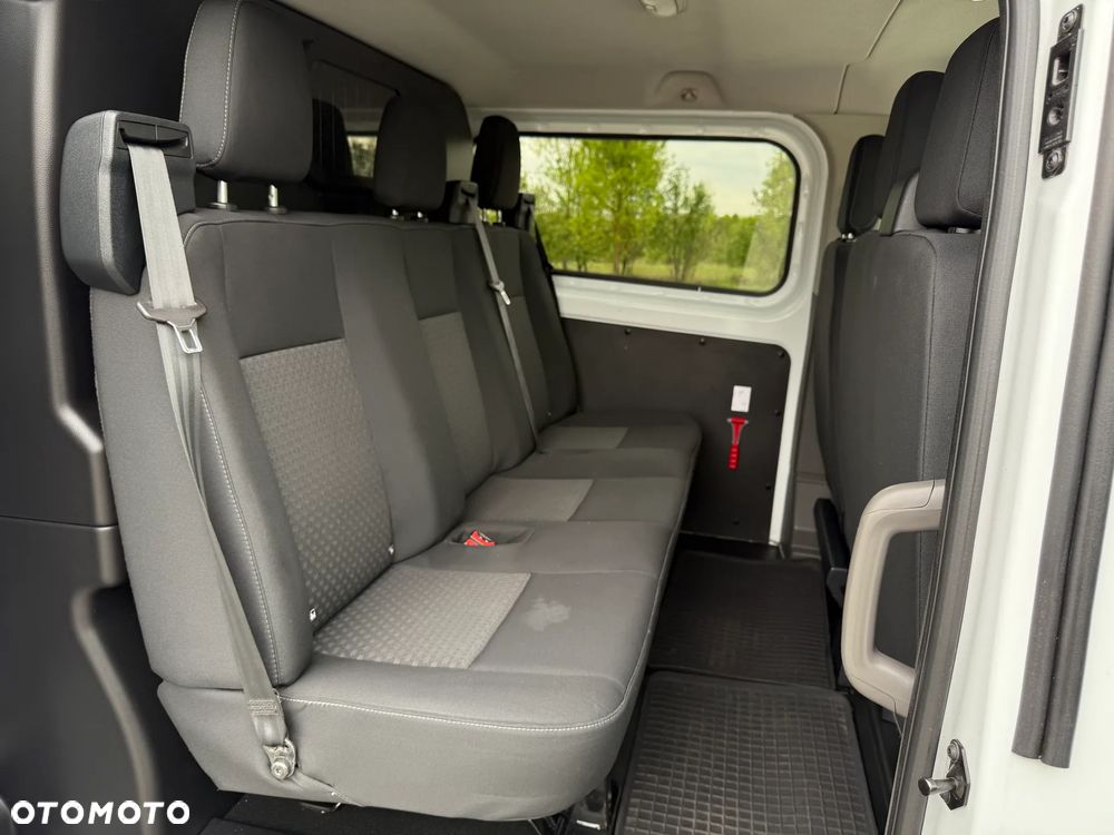 Ford TRANSIT CUSTOM - 13