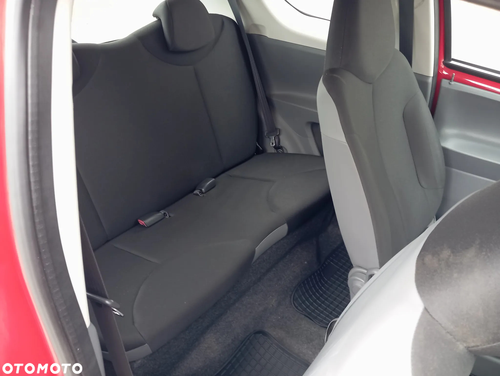 Toyota Aygo - 12