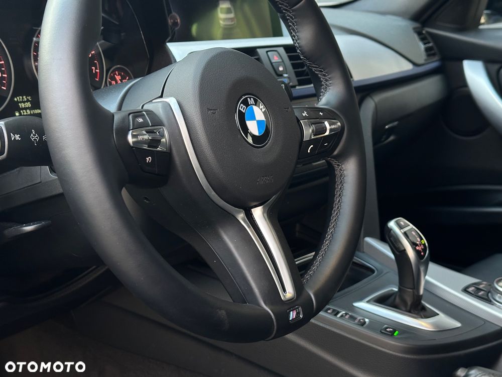 BMW Seria 3 335i xDrive - 15