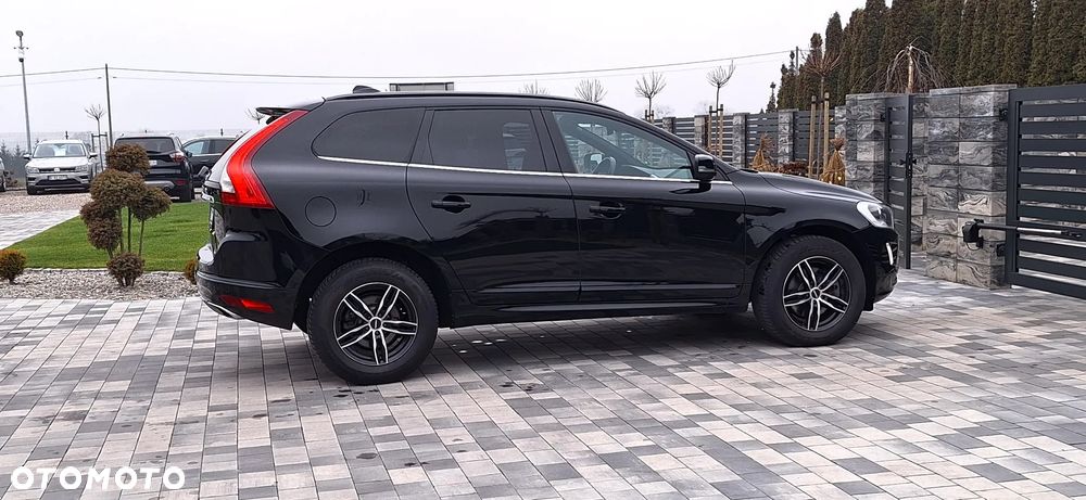 Volvo XC 60 D4 AWD Geartronic Momentum - 10