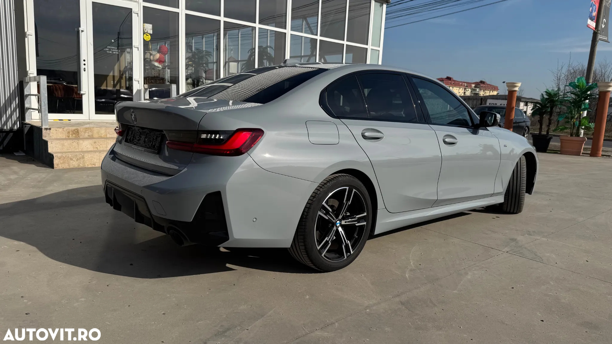 BMW Seria 3 320d xDrive Aut. M Sport - 9