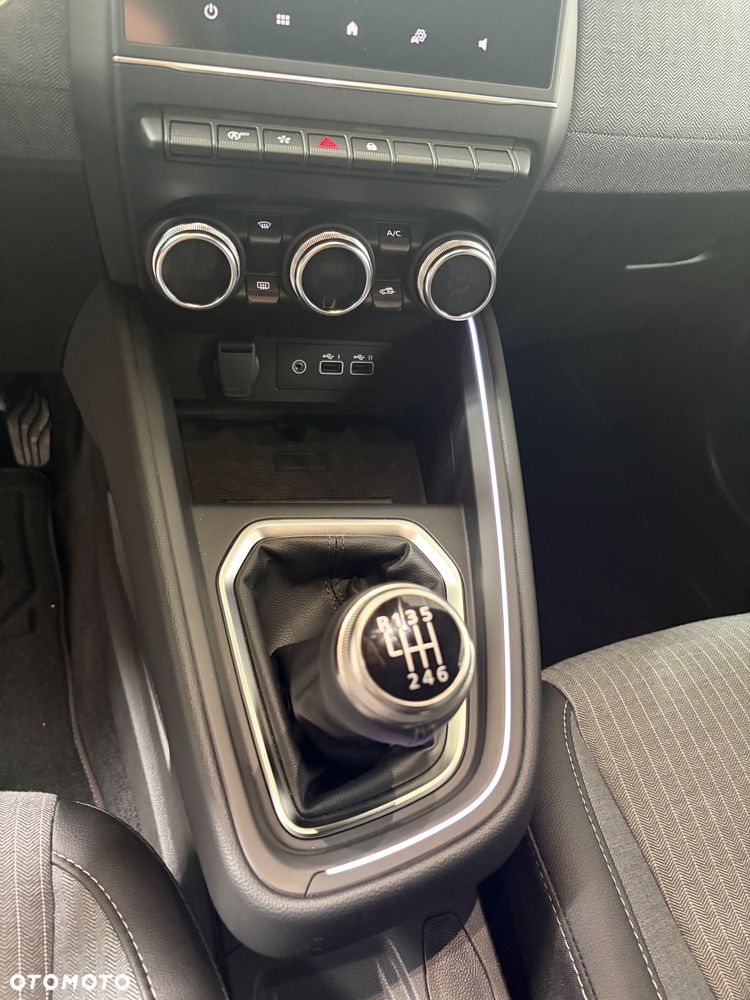 Renault Clio 1.0 TCe Techno - 15