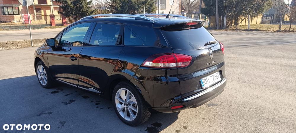Renault Clio 1.2 16V 75 LIMITED - 13