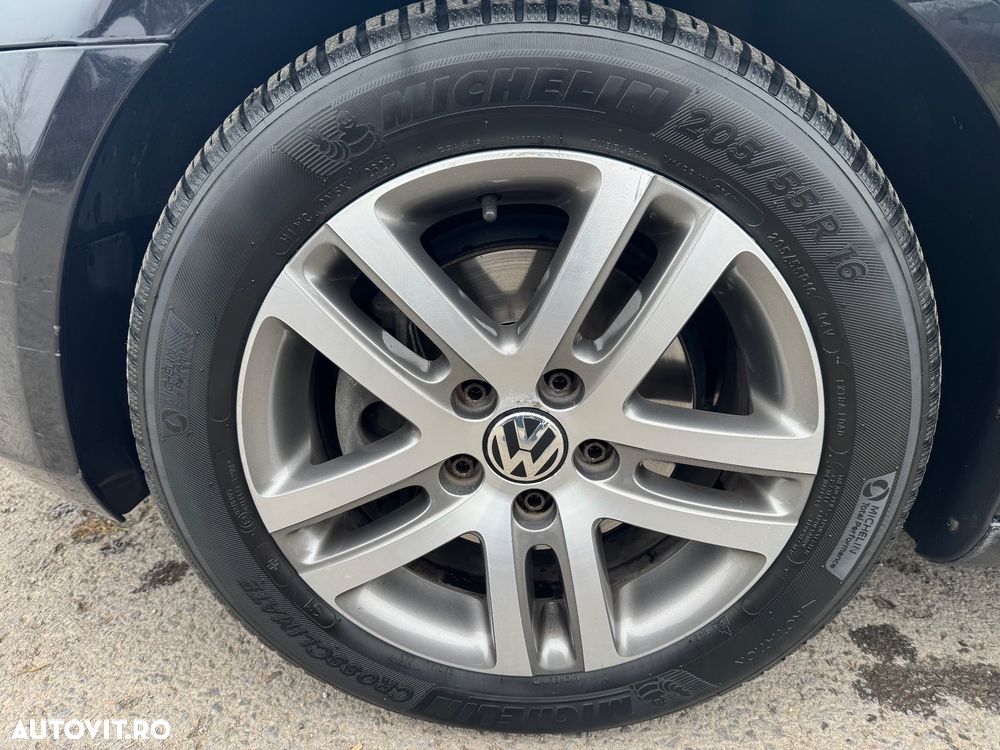 Volkswagen Golf - 17