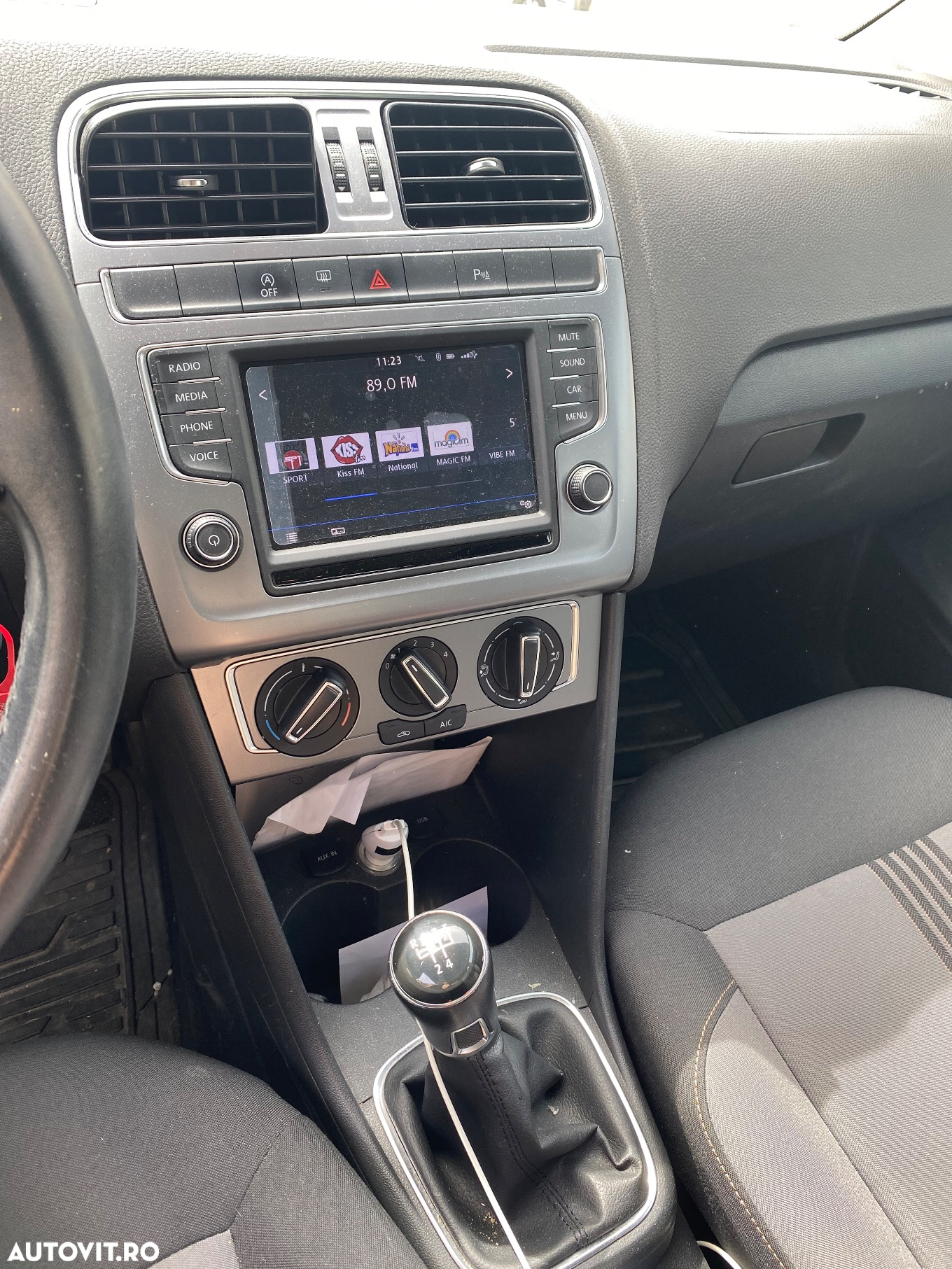 Volkswagen Polo - 7