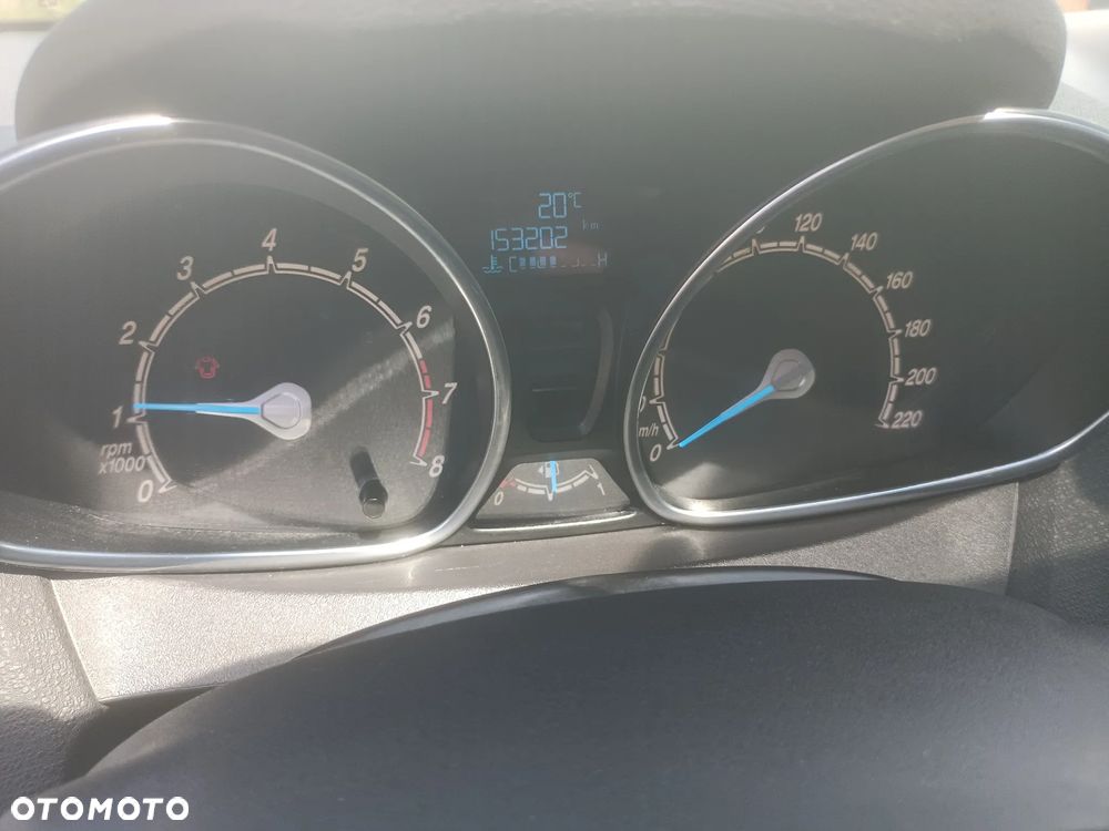 Ford Fiesta 1.25 Titanium EU5 - 24