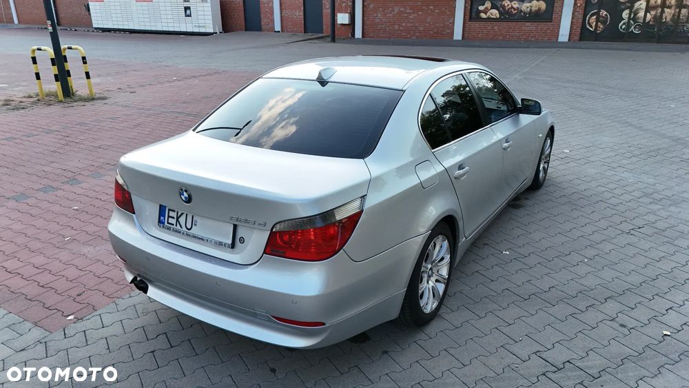 BMW Seria 5 525d - 18