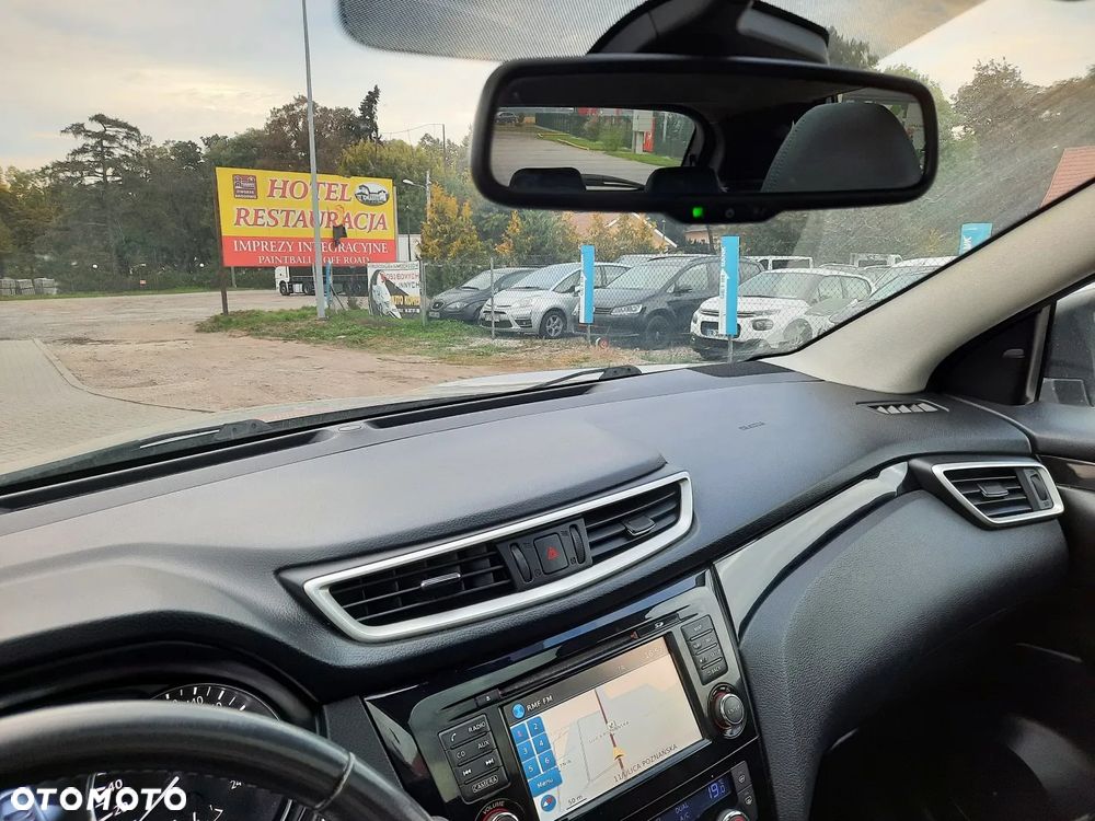 Nissan Qashqai 1.6 DCi 4x4 Tekna EU6 - 33