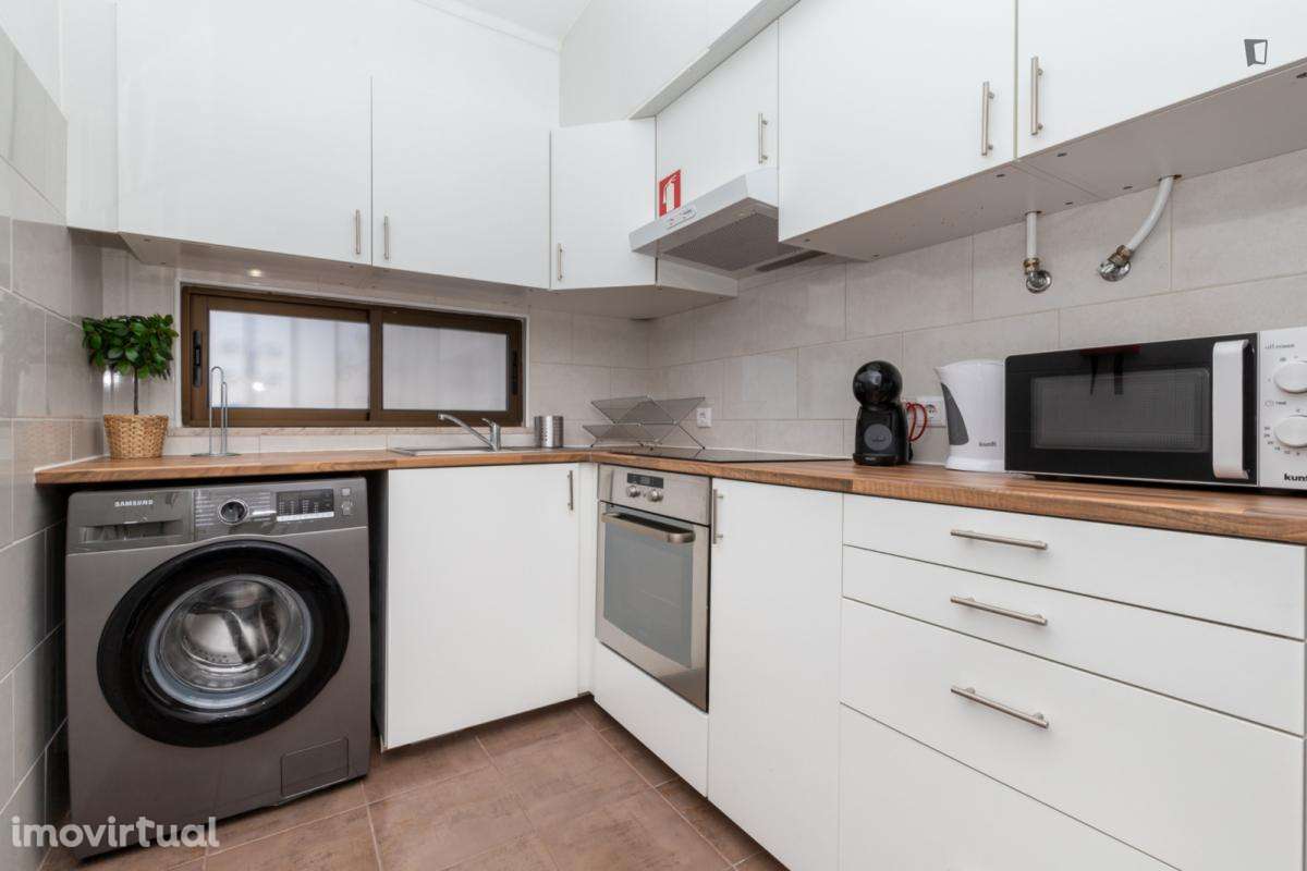 Apartamento com 2 quartos - localizado em Faro - Grande imagem: 5/21