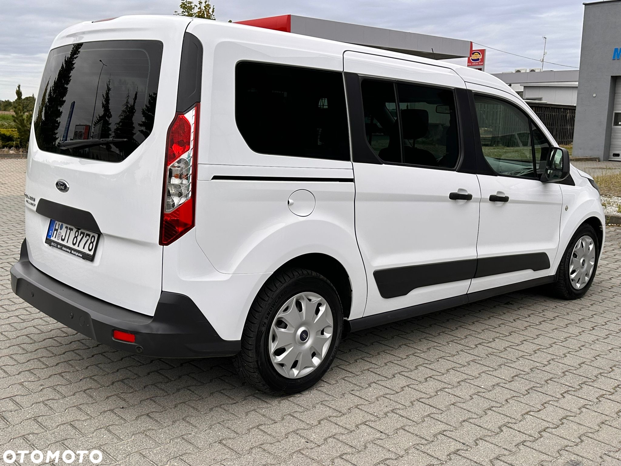 Ford Tourneo Connect Grand - 3