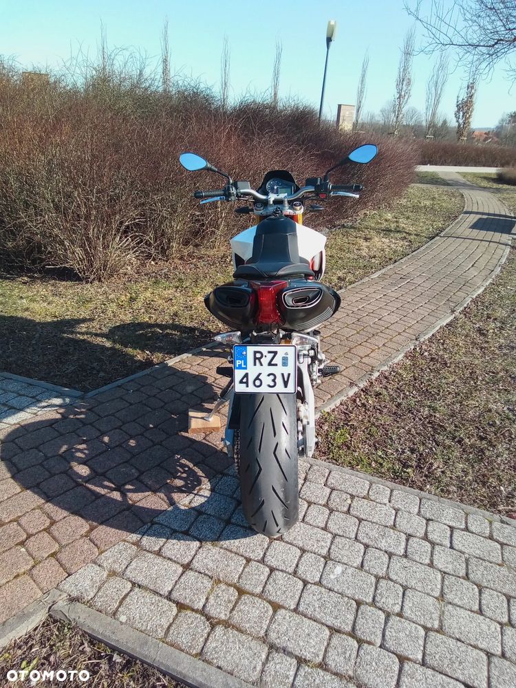 Aprilia Dorsoduro - 10