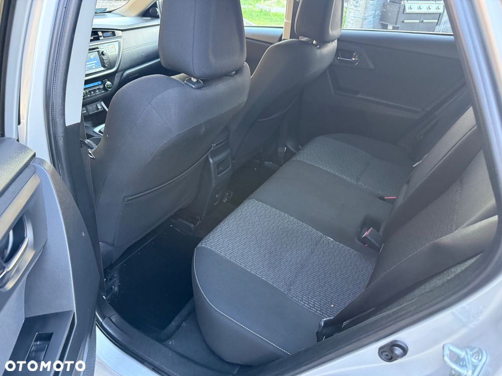 Toyota Auris 1.6 Premium Comfort - 14