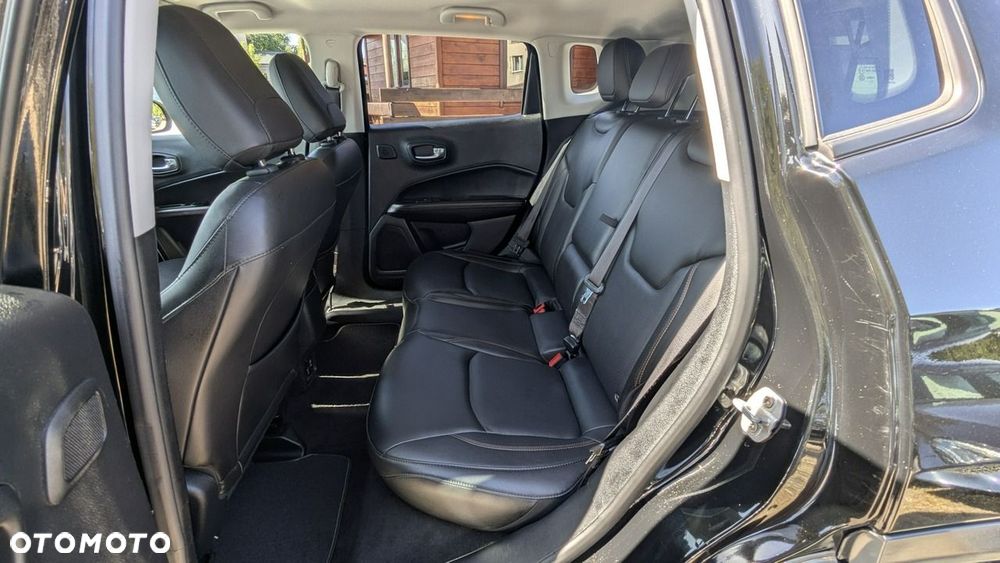 Jeep Compass - 18