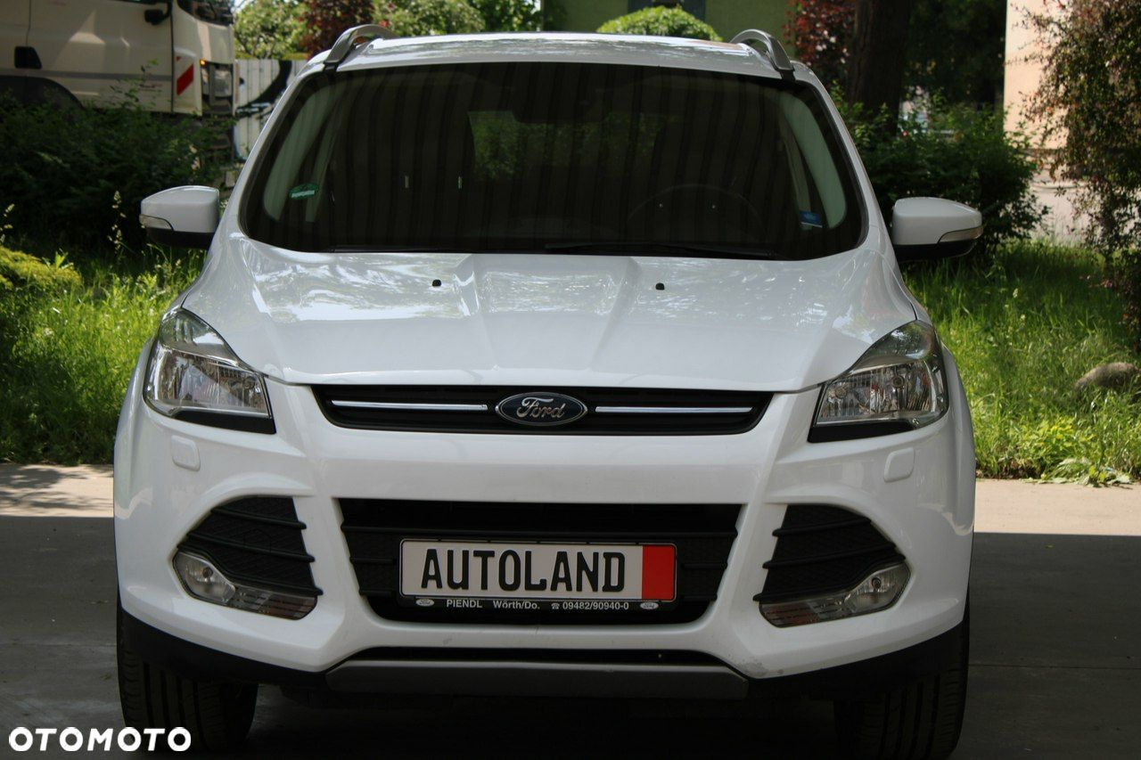 Ford Kuga 1.5 EcoBoost 2x4 Titanium - 2
