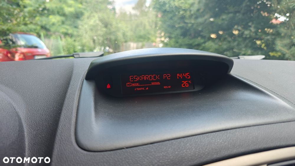 Renault Clio - 21