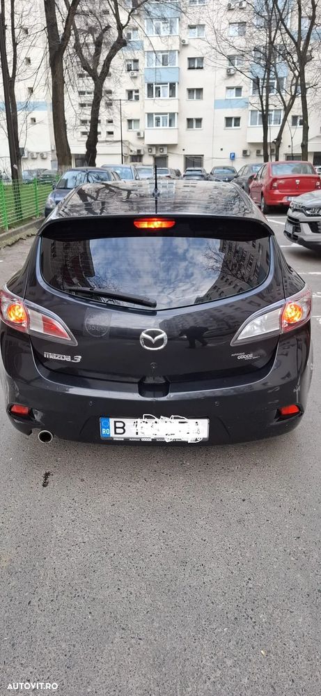 Mazda 3 - 13