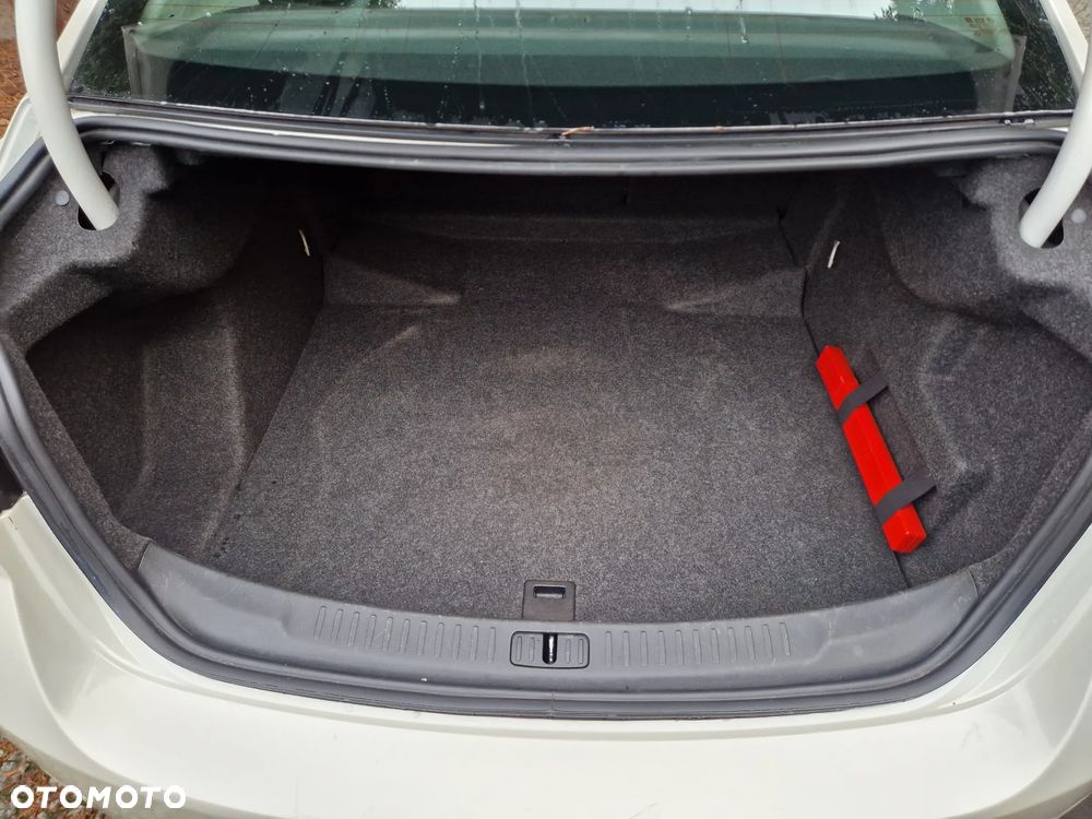 Chevrolet Malibu 2.4 LT - 11