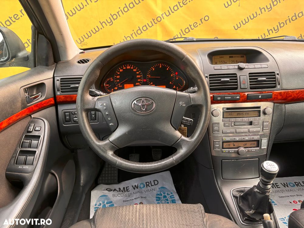 Toyota Avensis 2.2 D-4D Business - 10
