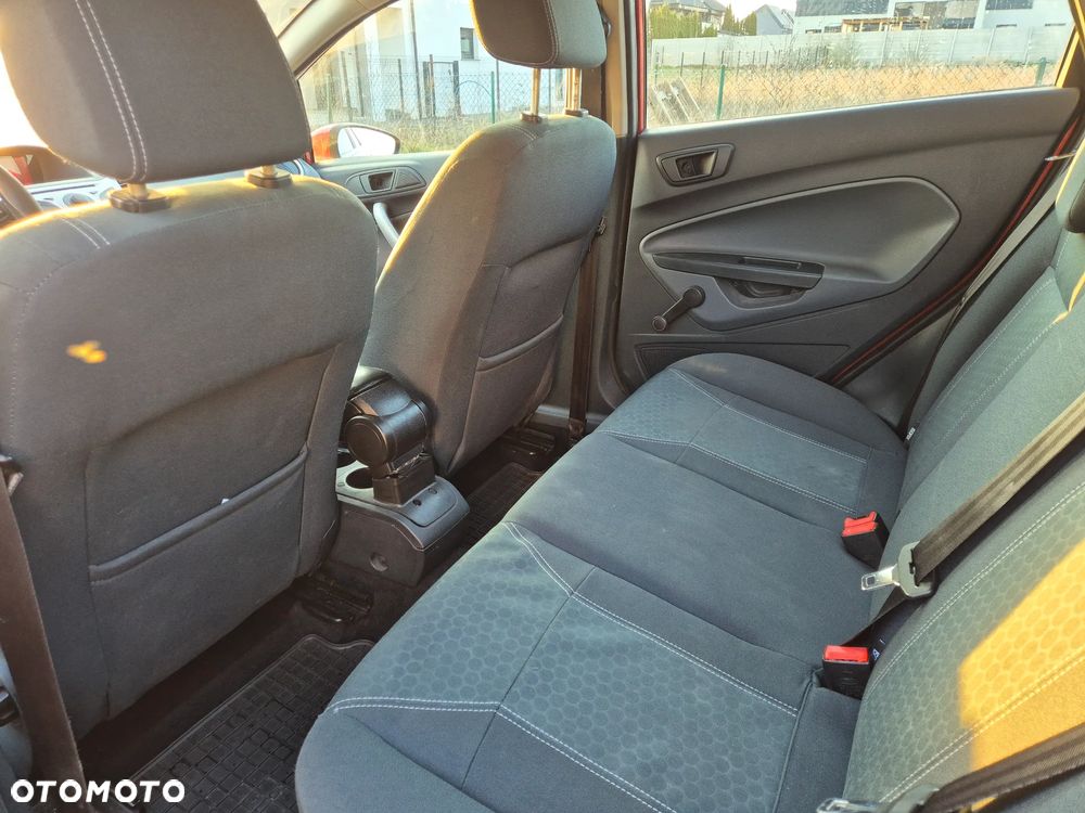 Ford Fiesta - 19
