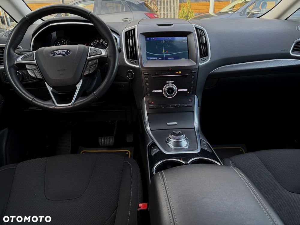 Ford S-Max 2.0 EcoBlue Titanium - 37