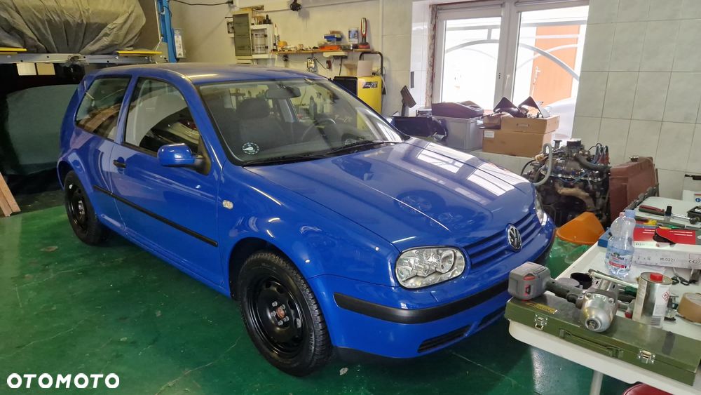 Volkswagen Golf 1.9 TDI Comfortline - 21