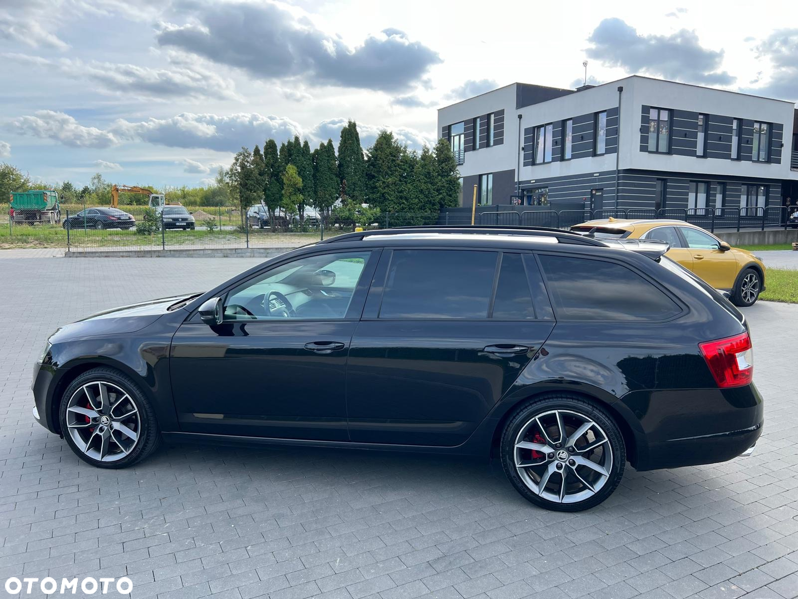 Skoda Octavia 2.0 TDI 4x4 DSG RS - 7