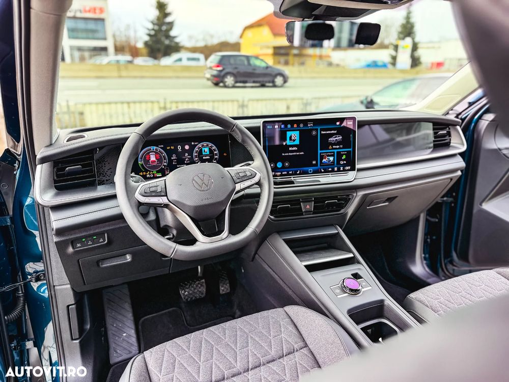 Volkswagen Tayron 1.5 TSI DSG PHEV Life - 11