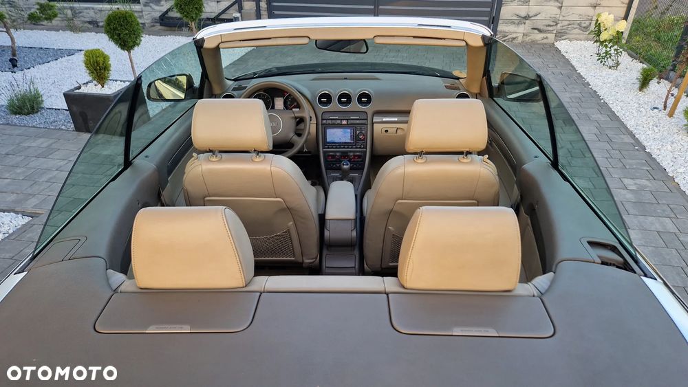 Audi A4 Cabrio 1.8 T quattro - 13