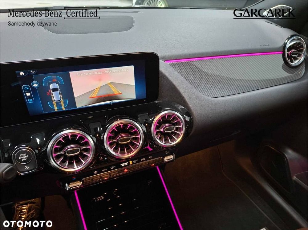 Mercedes-Benz GLA 200 AMG Line - 16