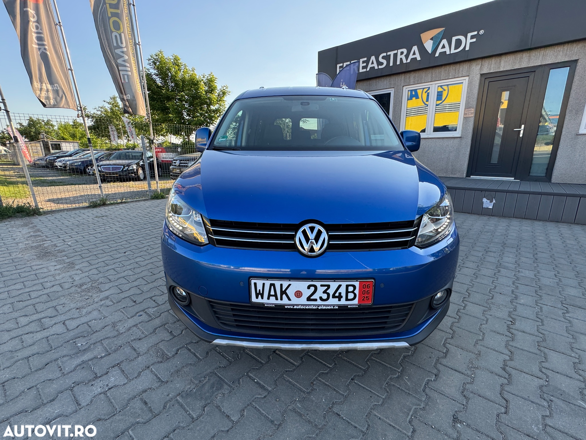 Volkswagen Caddy 2.0 TDI 4Motion Trendline - 27