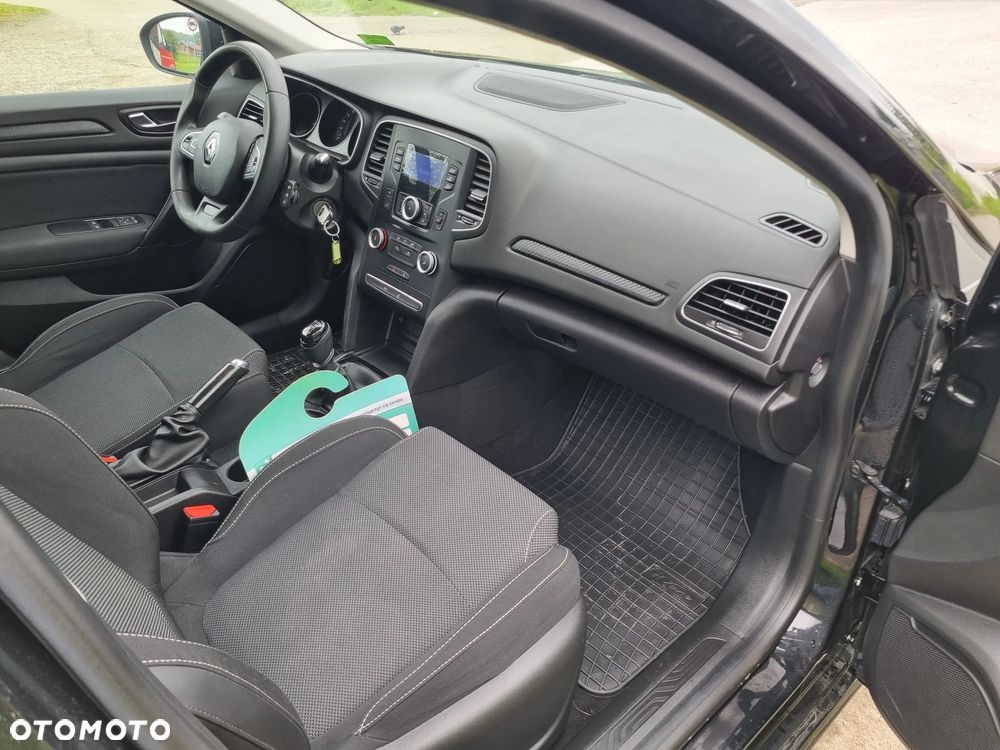 Renault Megane 1.2 Energy TCe Life - 22