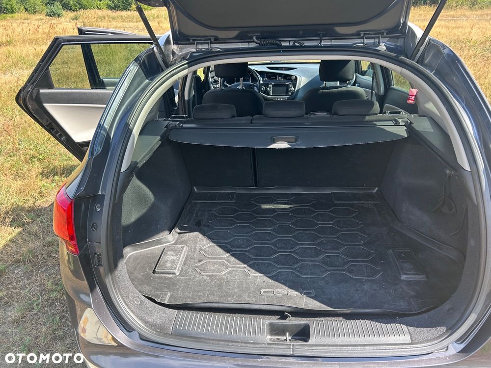 Kia Ceed - 7