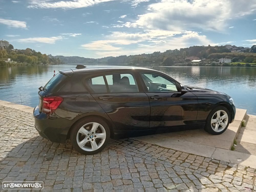 BMW 116 d Line Urban - 24