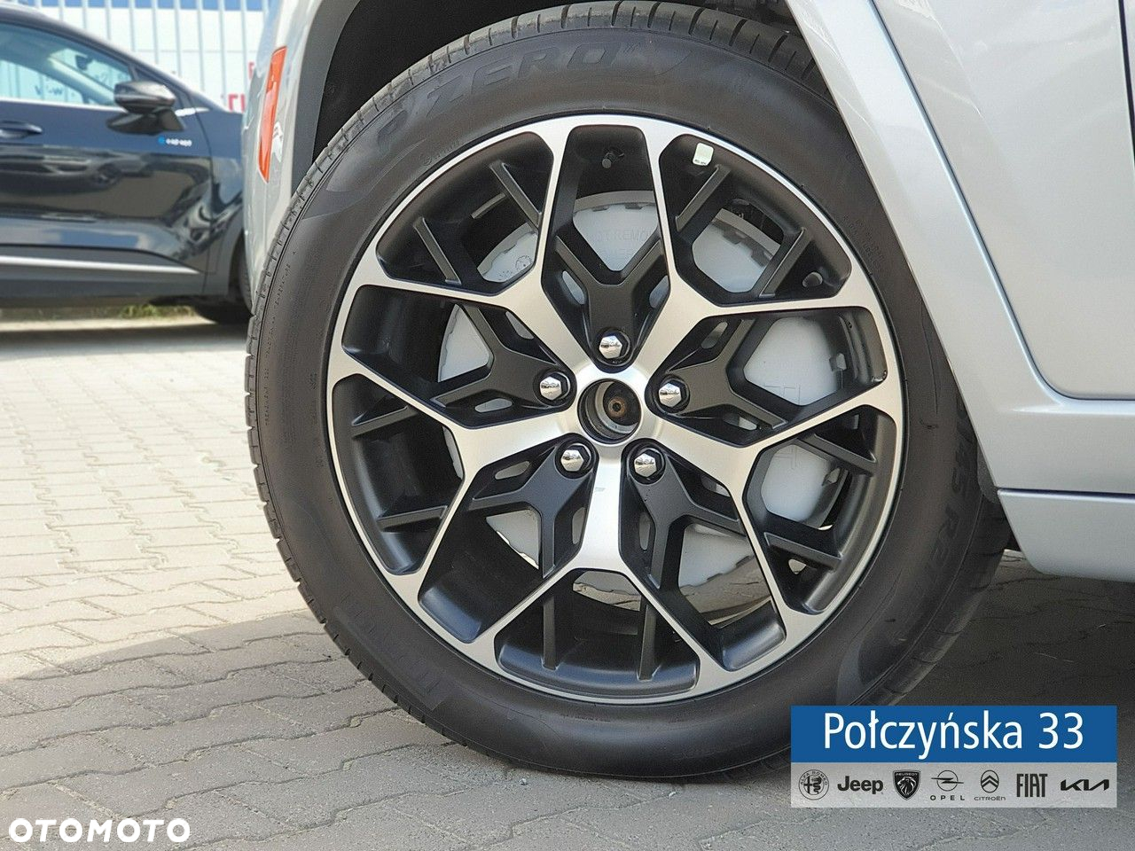 Jeep Grand Cherokee - 8