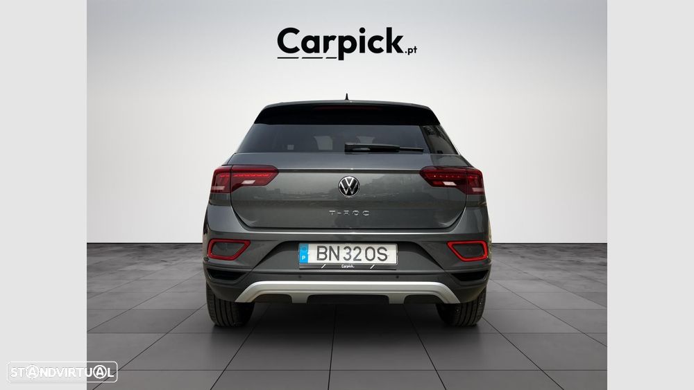 VW T-Roc 1.5 TSI Urban DSG - 5