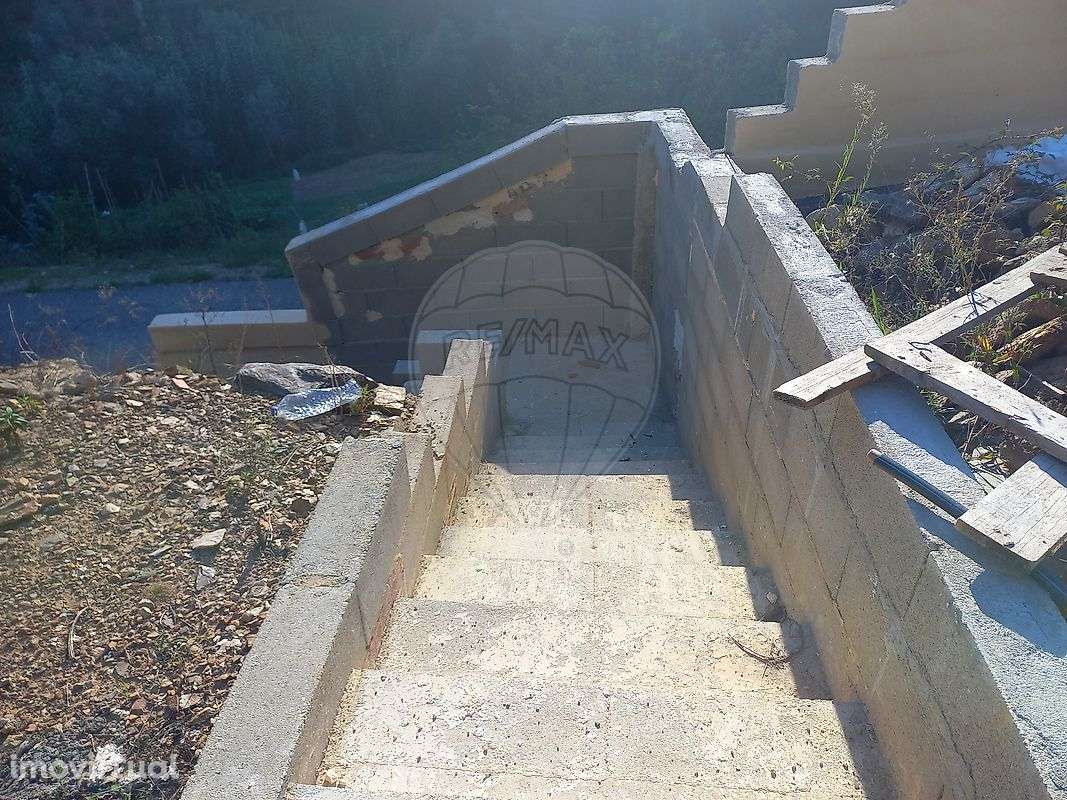 Moradia T2 para venda - Grande imagem: 3/12