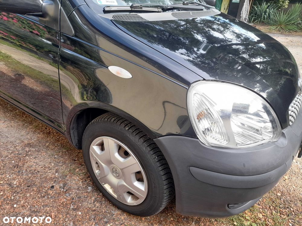 Toyota Yaris - 5