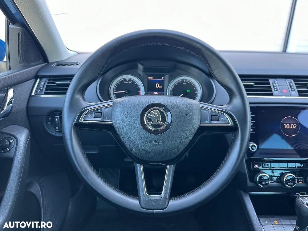 Skoda Octavia 2.0 TDI DSG Style - 13