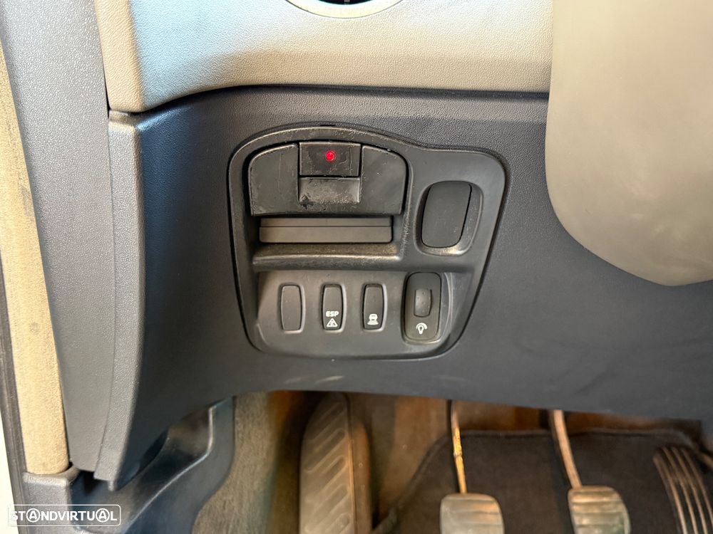 Renault Espace 2.2 dCi Authentique - 23