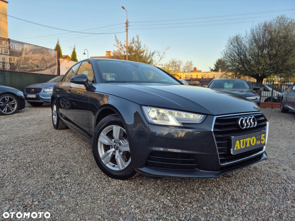 Audi A4 Limousine - 5