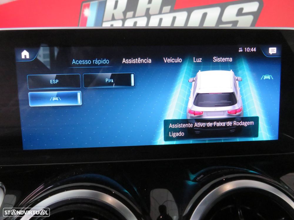 Mercedes-Benz GLB 180 d AMG Line - 39