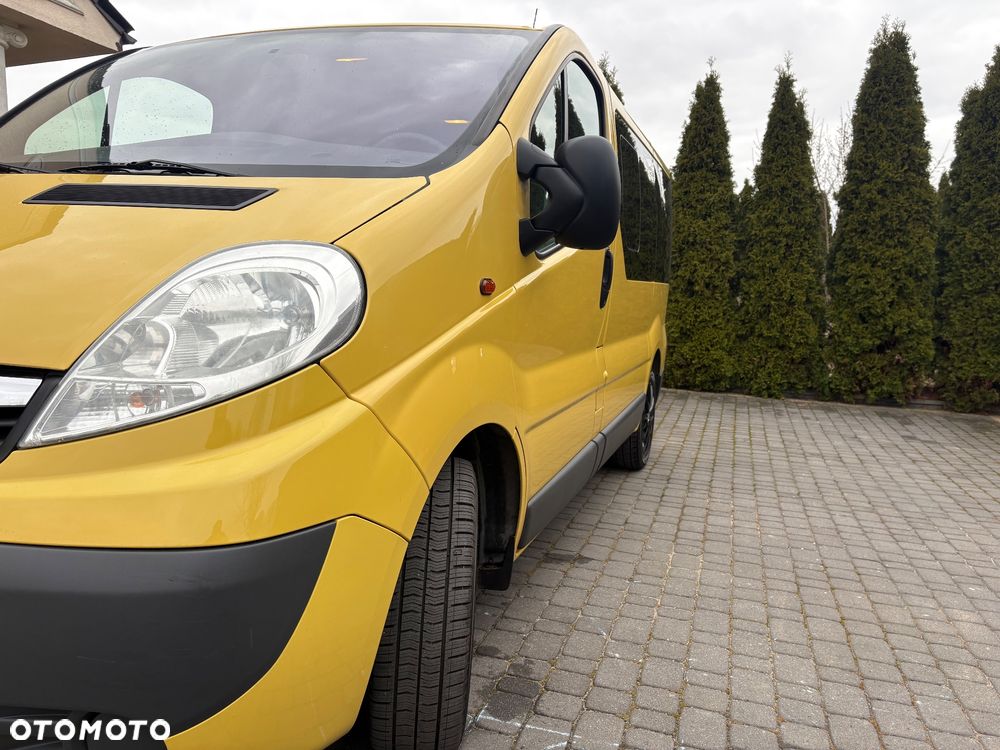 Opel Vivaro - 22